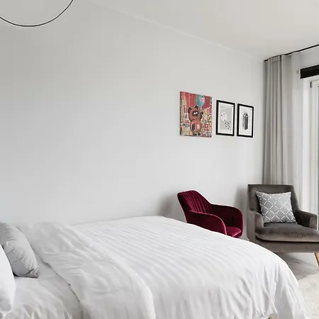 Bob W Telliskivi * Tallinn