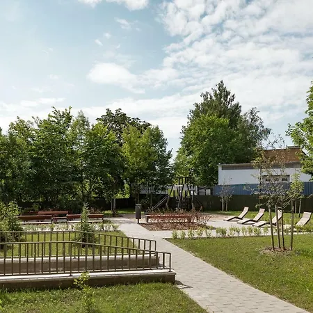 Bob W Telliskivi * Tallinn